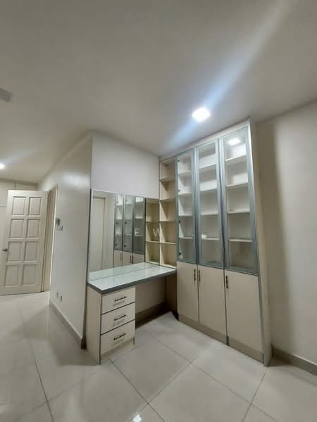 Kondominium untuk Disewa di Suasana Lumayan - Kew . - Interior - PropertyGuru.com.my