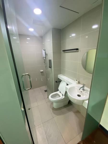 Servis Apartment untuk Disewa di The Scott Garden SOHO - Emily Chan - Bathroom - PropertyGuru.com.my