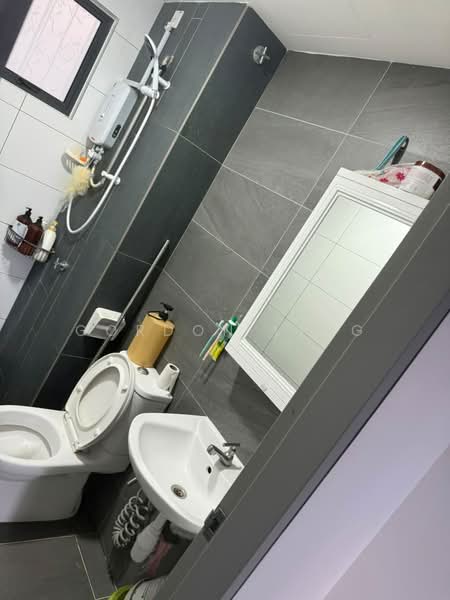 Servis Apartment untuk Disewa di Traders Garden @ Cheras Selatan - Gordon Ling - Bathroom - PropertyGuru.com.my