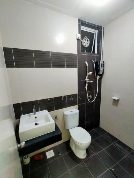 Pangsapuri untuk Disewa di Horizon Residence (Dwi Mutiara) - KL Pang - Bathroom - PropertyGuru.com.my