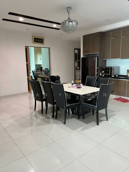 Condominium for Sale at One Tanjong Condominium - Chan Yi Shen - Dining Room - PropertyGuru.com.my