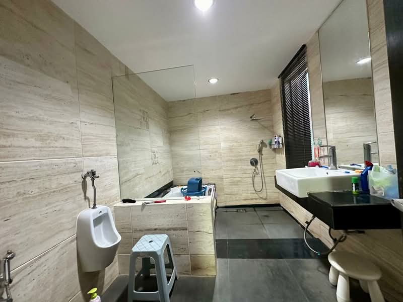 Semi-Detached House for Sale in Ampang Jaya (Ampang) - Hanif Hanz - Bathroom - PropertyGuru.com.my