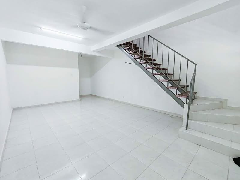 2-storey Terraced House for Sale in Taman Cahaya Masai (Pasir Gudang) - Sufi Norman - Interior - PropertyGuru.com.my