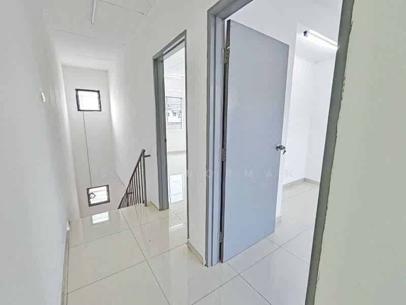 2-storey Terraced House for Sale in Taman Cahaya Masai (Pasir Gudang) - Sufi Norman - Interior - PropertyGuru.com.my