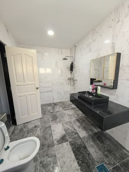 2.5-storey Terraced House for Sale in Ipoh (Perak) - Ck Nyau - PropertyGuru.com.my