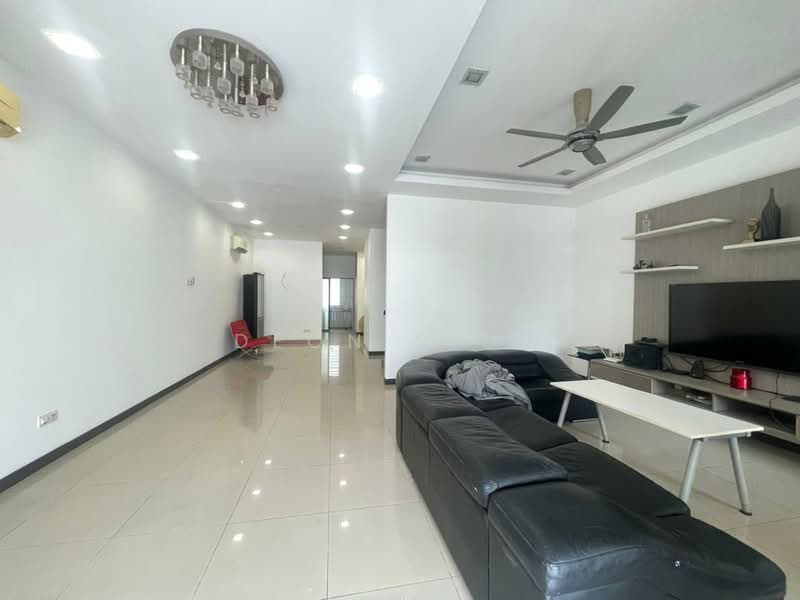 3-storey Terraced House for Sale in Mutiara Bukit Jalil (Bukit Jalil) - Deon Siow - Living Room - PropertyGuru.com.my