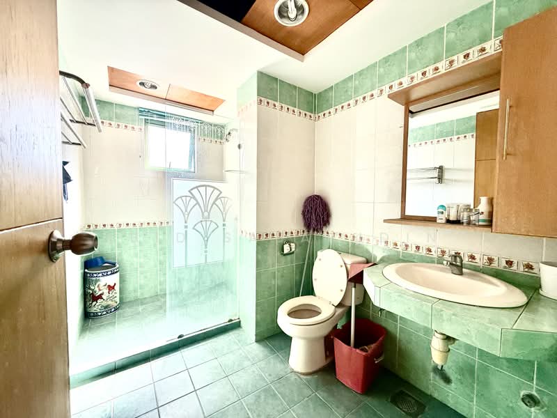 Condominium for Sale at Lanai Gurney - Abid Sabarudin - Bathroom - PropertyGuru.com.my