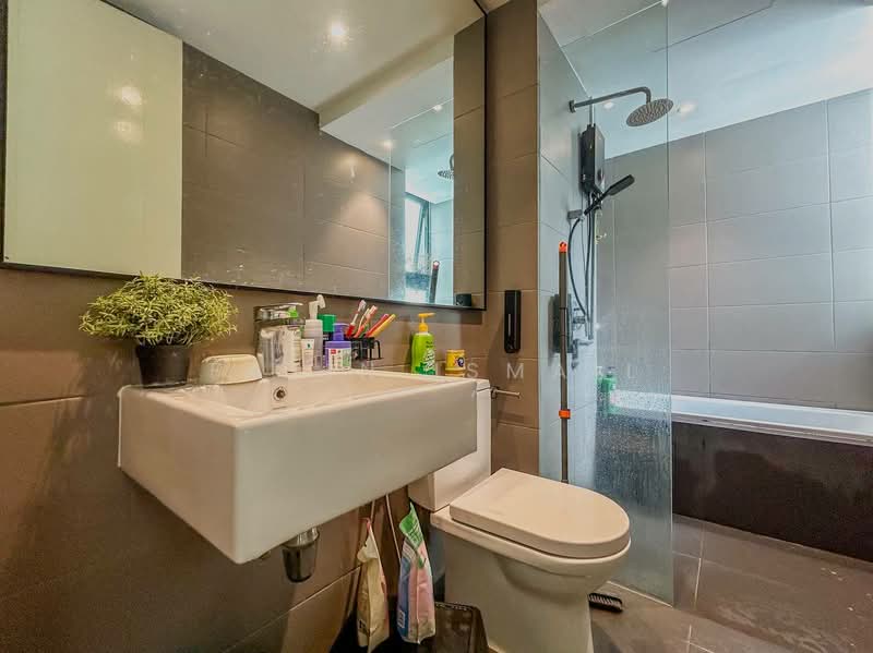 Kondominium untuk Dijual di Kaleidoscope (Residensi Setiawangsa) - Fatin Ismail - Bathroom - PropertyGuru.com.my
