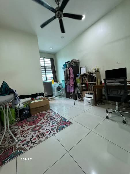 Rumah Teres untuk Dijual di Bandar Puteri Klang (Klang) - Raymond Cheng - Study - PropertyGuru.com.my