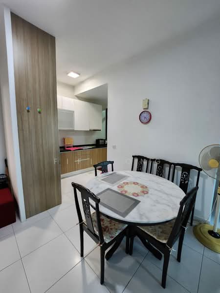 Service Residence for Rent at Sky Oasis Residence (Pangsapuri Oasis 1) - Fifi Yong - Dining Room - PropertyGuru.com.my