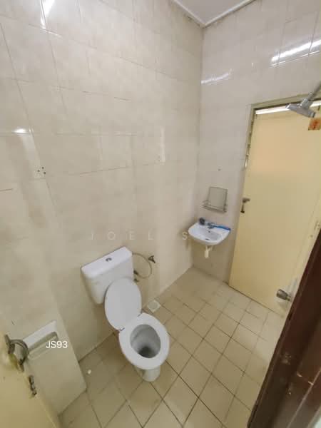Rumah Teres 2 Tingkat untuk Disewa di Klang (Selangor) - Joel Sia - Bathroom - PropertyGuru.com.my
