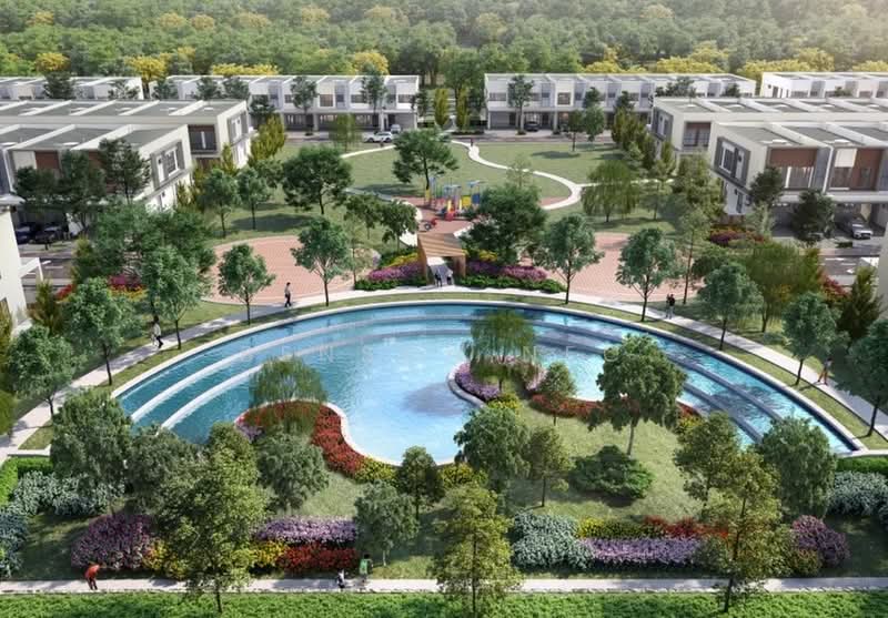 2-storey Terraced House for Sale in Leisure Farm (Gelang Patah) - Benson NEC - Exterior - PropertyGuru.com.my