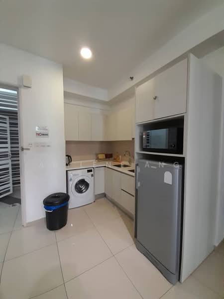 Service Residence for Rent at i-SOHO @ i-City - Arylene Ang - Kitchen - PropertyGuru.com.my