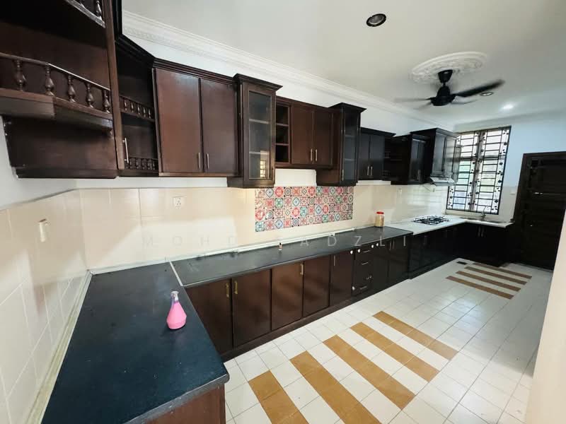 2-storey Terraced House for Rent in Denai Alam (Shah Alam) - Mohd Fadzli - Kitchen - PropertyGuru.com.my
