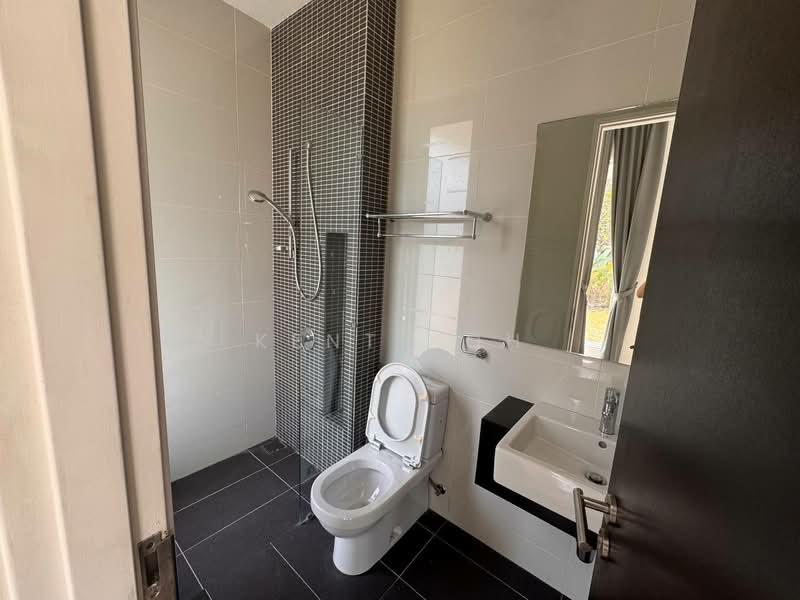 Semi-Detached House for Sale in Johor Bahru (Johor) - Kent Koh - Bathroom - PropertyGuru.com.my