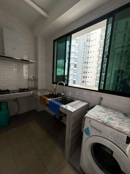 Kondominium untuk Disewa di Upper East @ Tiger Lane - Oscar Teoh - Kitchen - PropertyGuru.com.my