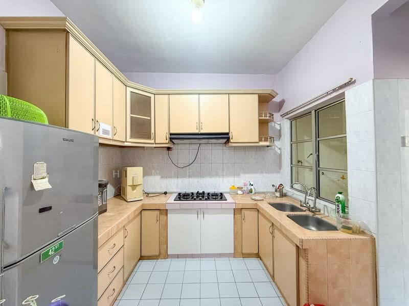 2-storey Terraced House for Sale in Bandar Baru Bangi (Selangor) - Hanif Hanz - Kitchen - PropertyGuru.com.my