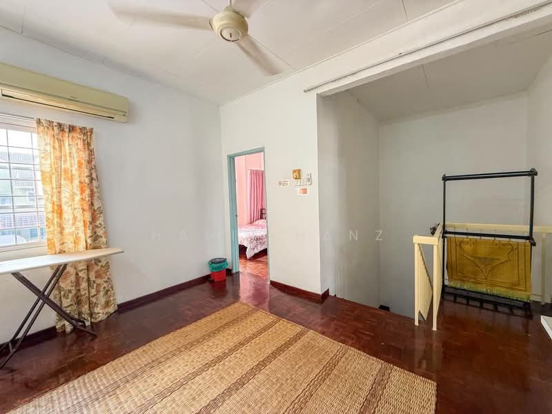 2-storey Terraced House for Sale in Bandar Baru Bangi (Selangor) - Hanif Hanz - Interior - PropertyGuru.com.my