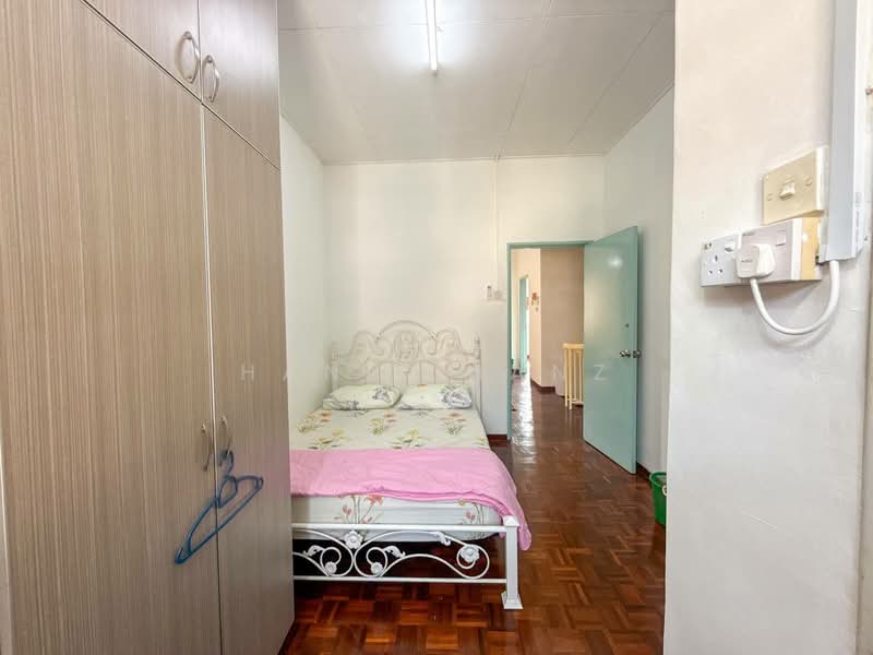 2-storey Terraced House for Sale in Bandar Baru Bangi (Selangor) - Hanif Hanz - Bedroom - PropertyGuru.com.my
