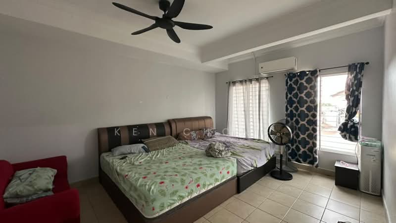 Semi-Detached House for Sale in Rawang (Selangor) - Ken Chong - Bedroom - PropertyGuru.com.my