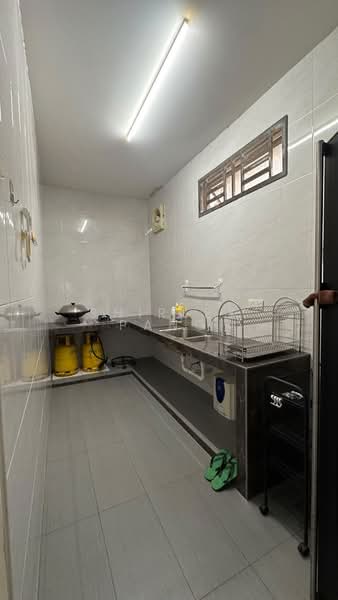 Rumah Teres 1 Tingkat untuk Disewa di Setia Eco Gardens (Gelang Patah) - Shirley Pang - Kitchen - PropertyGuru.com.my