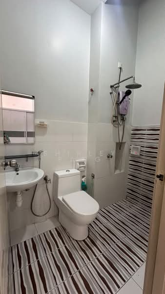 Rumah Teres 1 Tingkat untuk Disewa di Setia Eco Gardens (Gelang Patah) - Shirley Pang - Bathroom - PropertyGuru.com.my