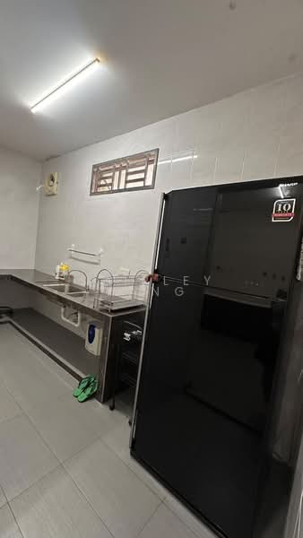 Rumah Teres 1 Tingkat untuk Disewa di Setia Eco Gardens (Gelang Patah) - Shirley Pang - Kitchen - PropertyGuru.com.my