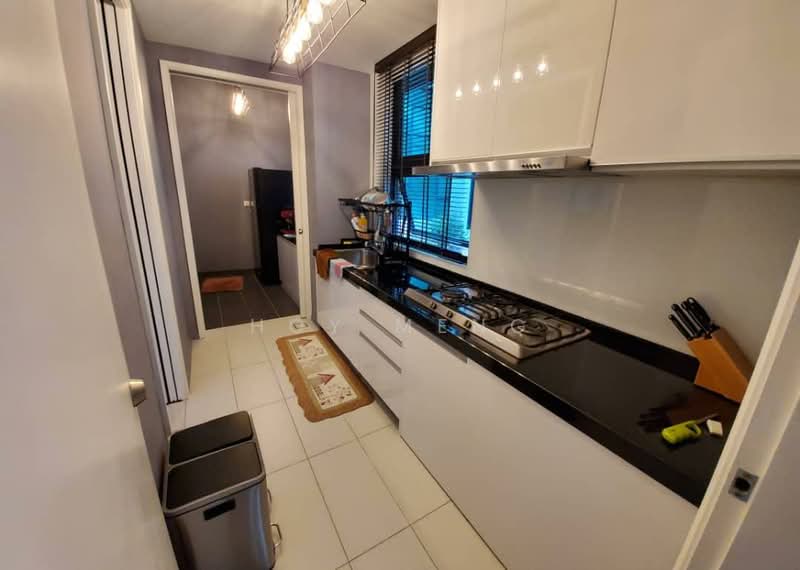 Kondominium untuk Dijual di The LIGHT COLLECTION I - Hoy Meng - Kitchen - PropertyGuru.com.my
