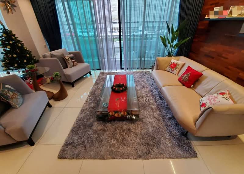 Kondominium untuk Dijual di The LIGHT COLLECTION I - Hoy Meng - Living Room - PropertyGuru.com.my