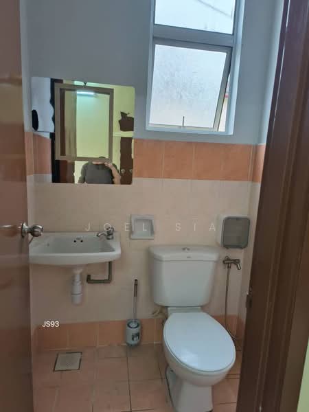Apartment for Rent at Bayu Villa - Joel Sia - Bathroom - PropertyGuru.com.my