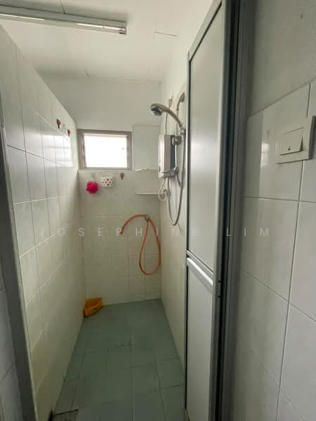 Rumah Teres 1 Tingkat untuk Disewa di Taman Sentul (Bukit Minyak) - Josephine Lim - Bathroom - PropertyGuru.com.my