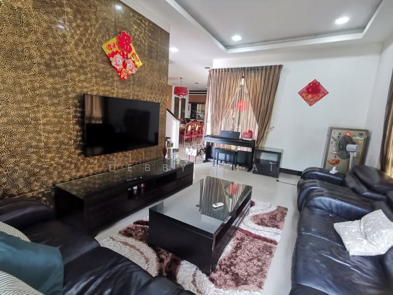 Semi-Detached House for Rent in Taman Aman Sari (Bandar Kinrara) - Debby Chai - Living Room - PropertyGuru.com.my