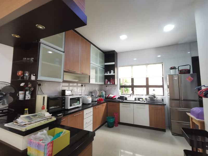 Semi-Detached House for Rent in Taman Aman Sari (Bandar Kinrara) - Debby Chai - Kitchen - PropertyGuru.com.my