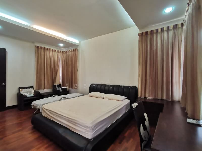 Semi-Detached House for Rent in Taman Aman Sari (Bandar Kinrara) - Debby Chai - Bedroom - PropertyGuru.com.my