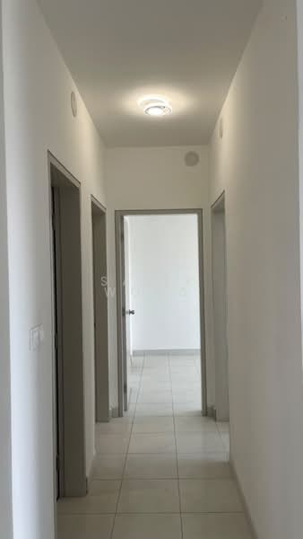 Pangsapuri untuk Disewa di Residensi Riamas - Sally Wong - Corridor - PropertyGuru.com.my