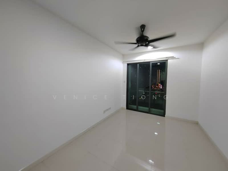 Servis Apartment untuk Disewa di Danau Kota Suite Apartments - Venice Tiong - Living Room - PropertyGuru.com.my