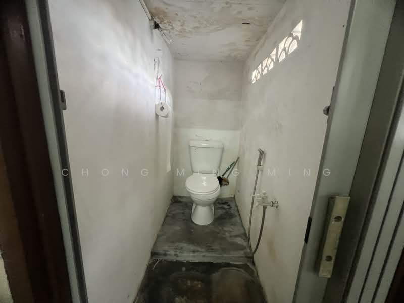 Banglo Pautan untuk Dijual di Rantau (Negeri Sembilan) - Chong Ming Ming - Bathroom - PropertyGuru.com.my
