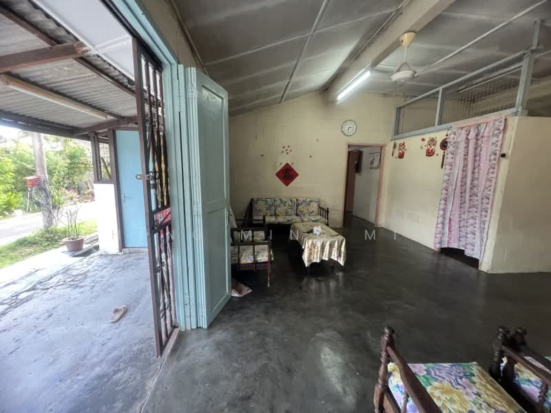 Banglo Pautan untuk Dijual di Rantau (Negeri Sembilan) - Chong Ming Ming - Living Room - PropertyGuru.com.my
