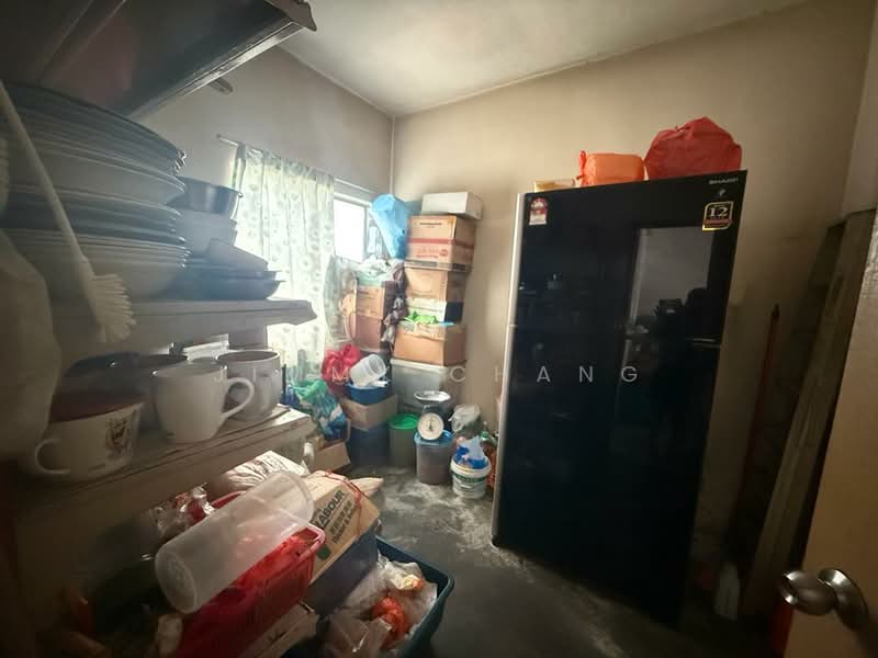 Rumah Teres 2 Tingkat untuk Dijual di BANDAR PUCHONG JAYA (Puchong) - Jimmy Chang - Kitchen - PropertyGuru.com.my