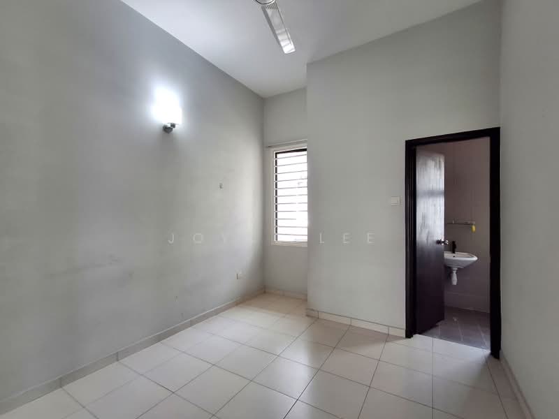Rumah Teres 2-Tingkat untuk Dijual di Bandar Teknologi Kajang (Kajang) - Joyce Lee - PropertyGuru.com.my