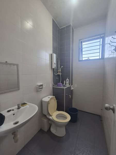 2-storey Terraced House for Sale in Bukit Indah (Iskandar Puteri (Nusajaya)) - Lui Lui - Bathroom - PropertyGuru.com.my