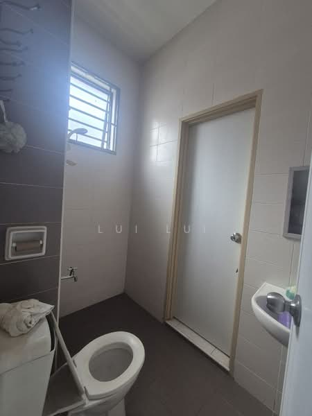 2-storey Terraced House for Sale in Bukit Indah (Iskandar Puteri (Nusajaya)) - Lui Lui - Bathroom - PropertyGuru.com.my