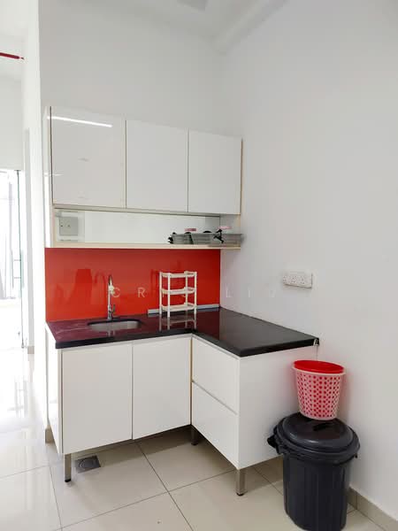 Office for Rent in Petaling Jaya (Selangor) - Cris Liu - Kitchen - PropertyGuru.com.my