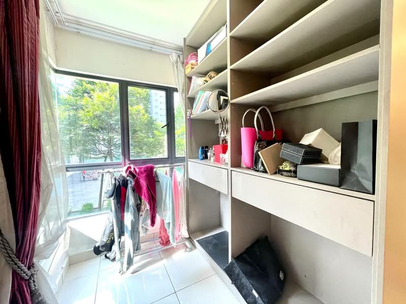 Servis Apartment untuk Dijual di Maisson - Fatin Ismail - Balcony - PropertyGuru.com.my