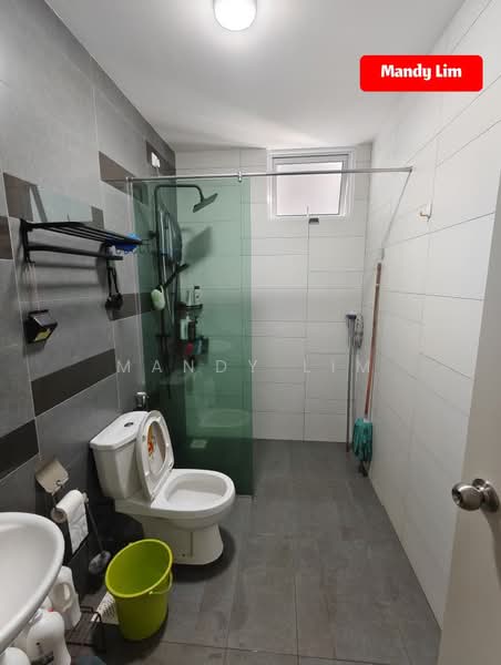 Condominium for Sale at The Sky @ Tripark - Mandy Lim - Bathroom - PropertyGuru.com.my
