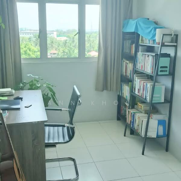 Apartment for Sale at Pinang Laguna - Ann Khor - Study - PropertyGuru.com.my