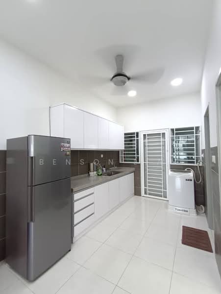 2-storey Terraced House for Sale in Puncak Alam (Selangor) - Benson Lian - Kitchen - PropertyGuru.com.my