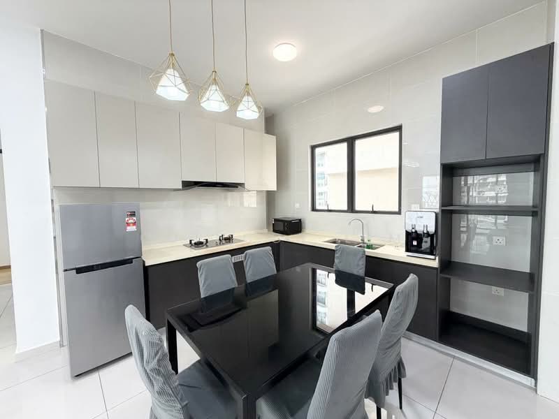 Condominium for Rent at Bay Point @ Country Garden Danga Bay - Quinccy Lim - Kitchen - PropertyGuru.com.my