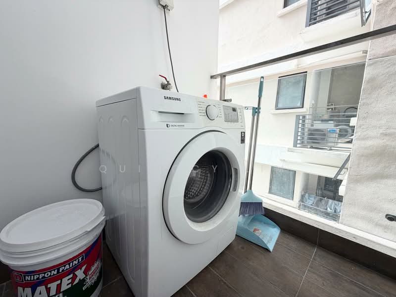 Condominium for Rent at Bay Point @ Country Garden Danga Bay - Quinccy Lim - Balcony - PropertyGuru.com.my