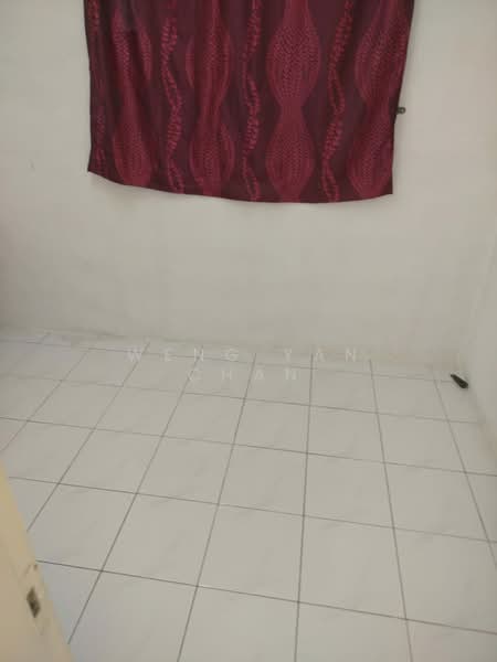 Apartment for Sale at Taman Pinggiran Putra - Weng Yan Chan - Interior - PropertyGuru.com.my